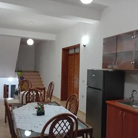 Guest House Pensjonat Berat